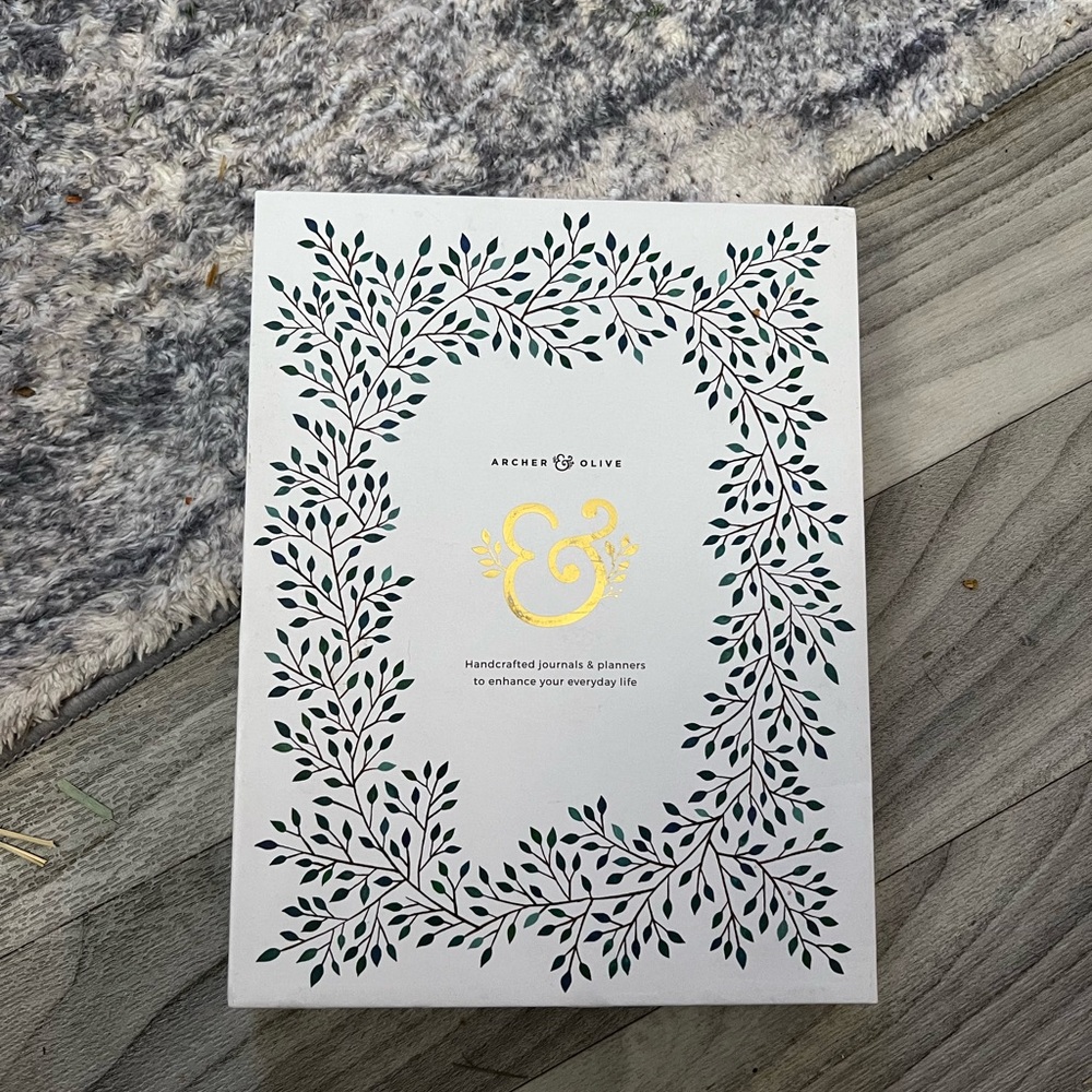 Archer @ Olive A5 New Kraft Blank Sketchbook Purple